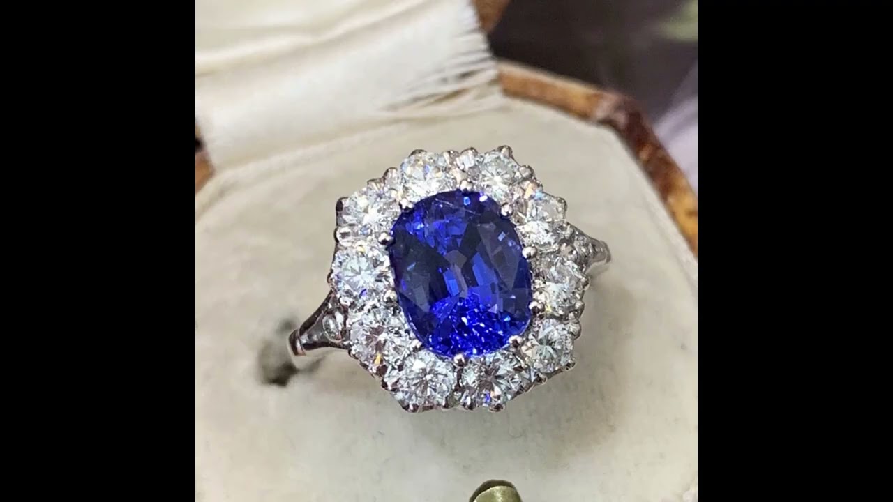 Sweet Cool Style Black Zircon Ring For Women 💍 Elegant Luxury Jewelry #Shorts