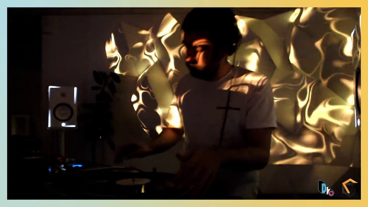The Astonishing 2-hour DJ set by Flabaire with HeavyM superb visuals