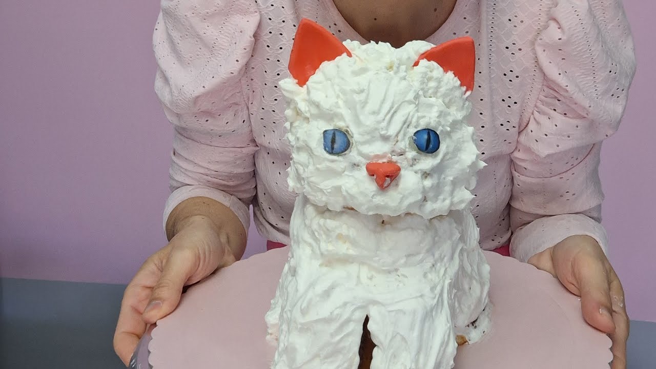 Tarta de Gato 3d con Super Chantilly