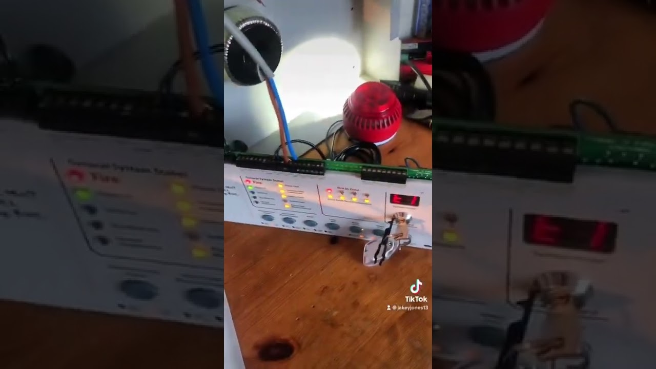 Mini tore of the sigma CP fire panel (2 devices tested)