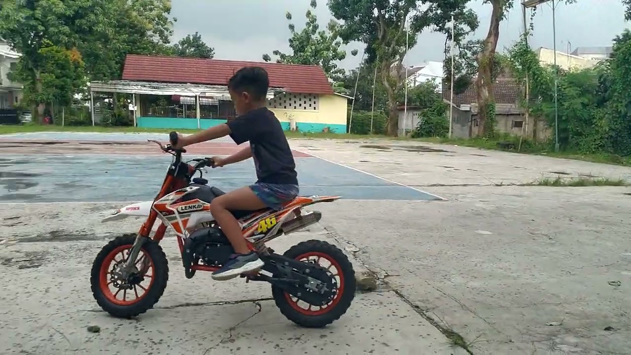 Training Mini Trail Lenka 50cc Bocah Usia 6th TK B 