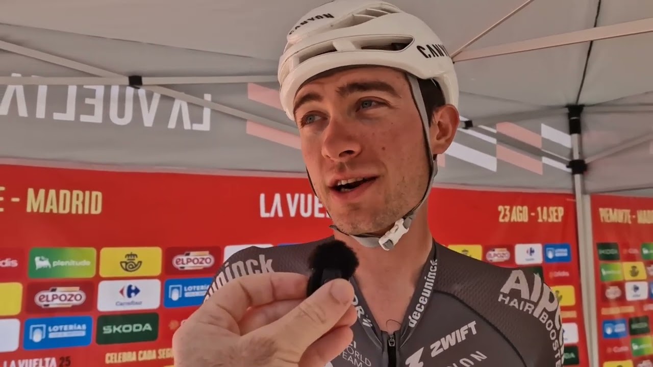 LA VUELTA 2025 - Le parole di Luca Vergallito alla partenza della tappa da Susa