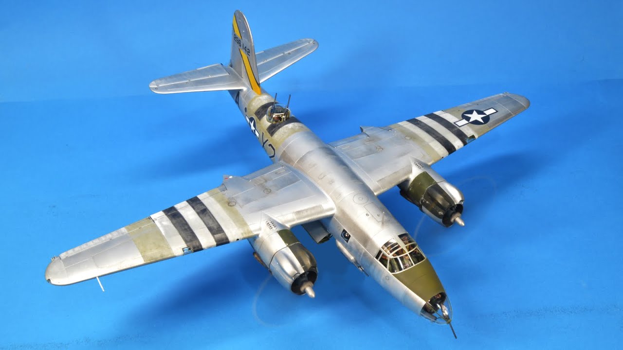 ICM's 1/48 B26 Marauder (полная сборка)