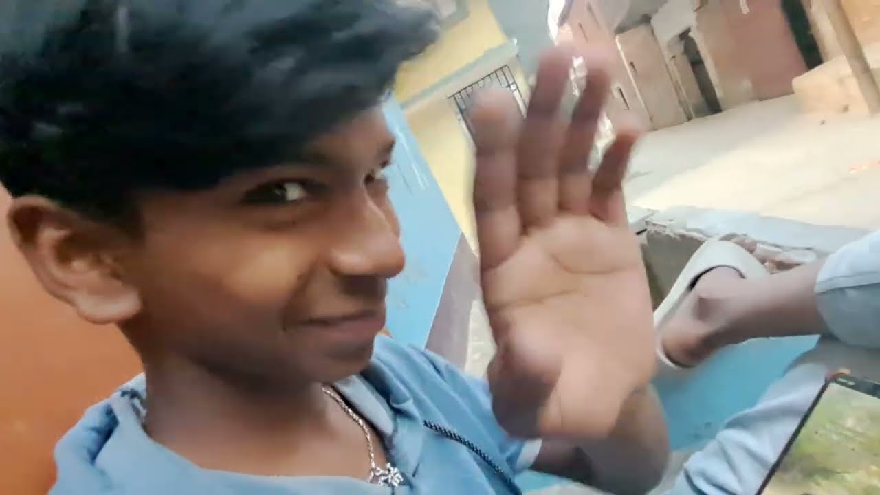 Ishant itna hasa kyu rha hai guys 😄