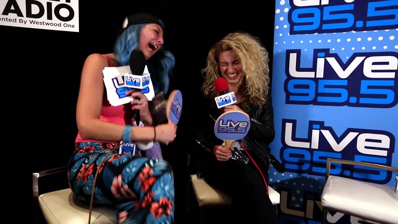 Ice & Tori Kelly Play 