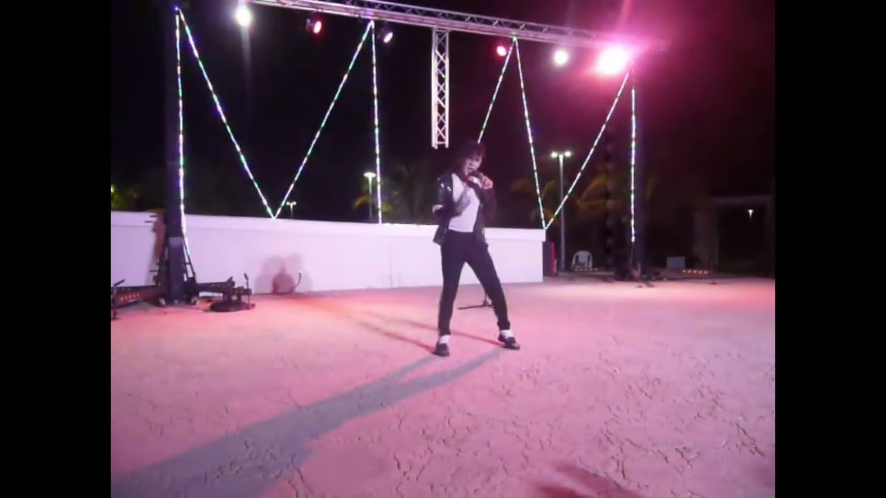 2nd night of a show with impersonator #dancers #michaeljackson #singing