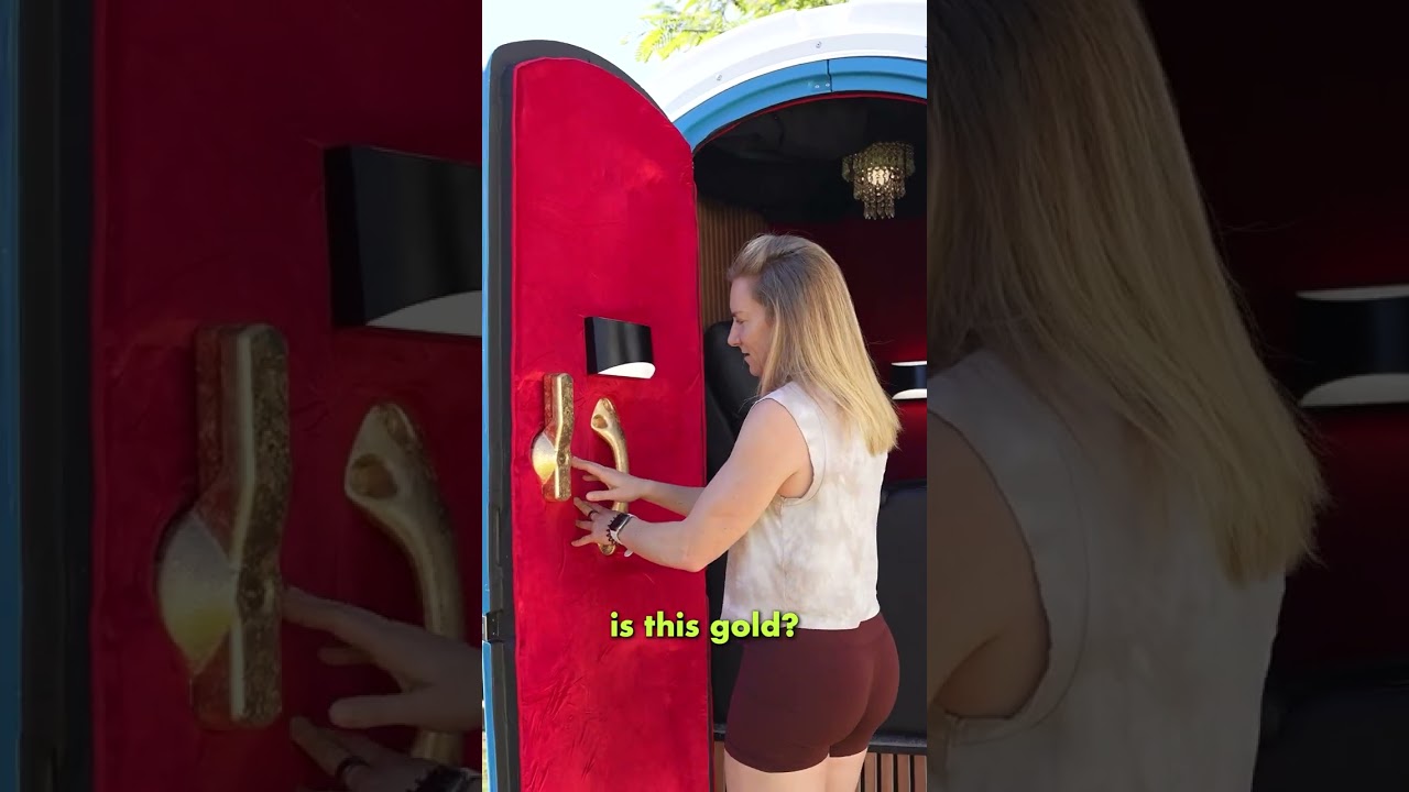 Girlfriend reacts to PORTA-POTTY MOVIE THEATER