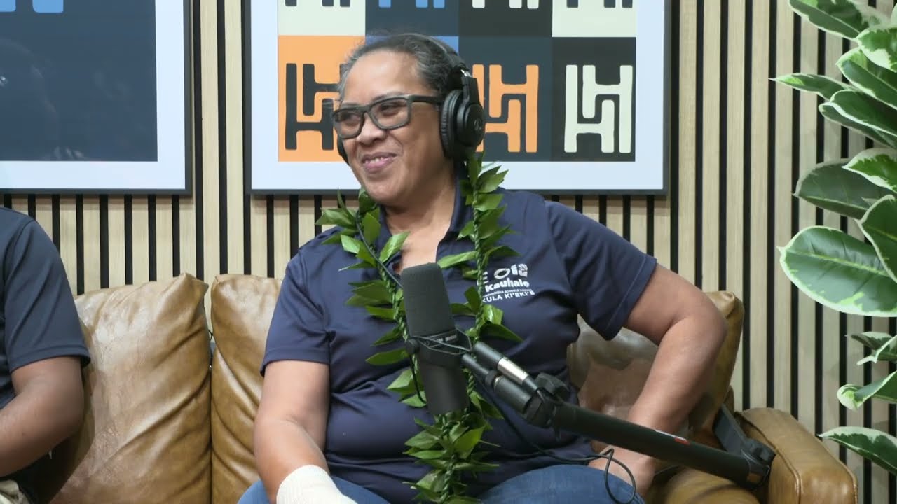 MAHINA ʻŌLELO HAWAIʻI Nā Nīnauele Kumu - Kumu Piʻilani Kaʻawaloa