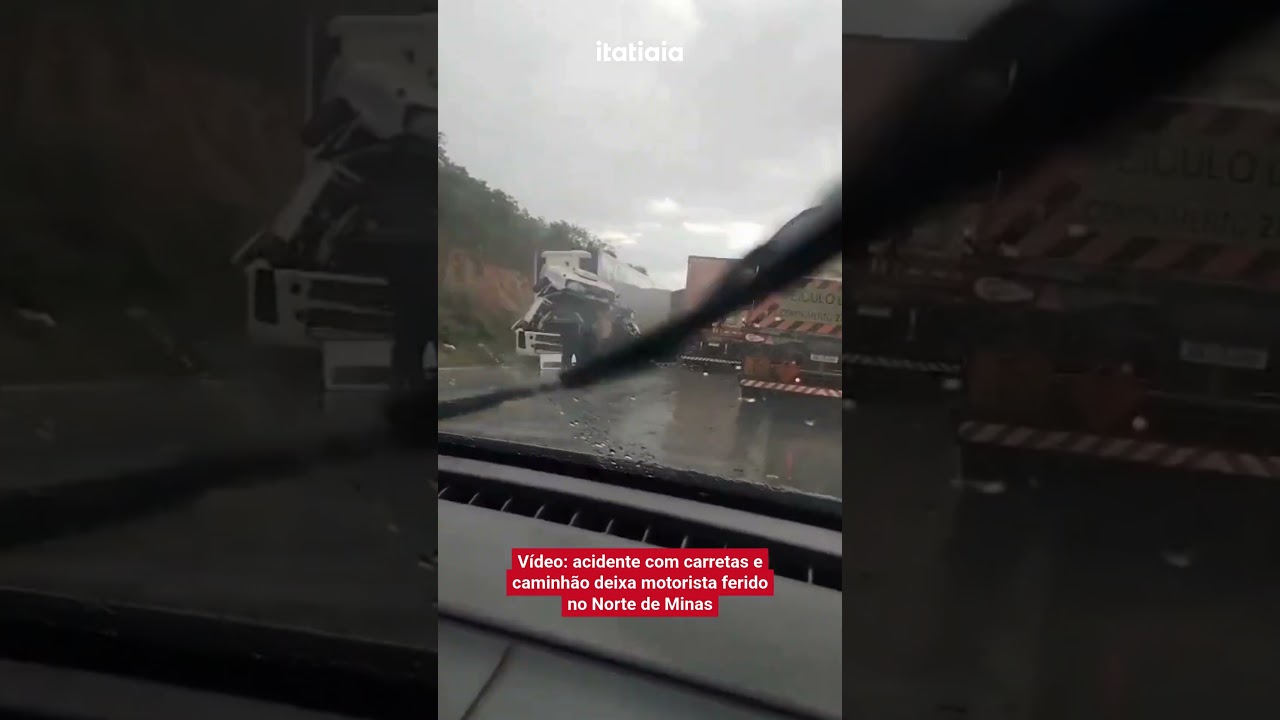 ACIDENTE COM CARRETAS E CAMINHÃO DEIXA MOTORISTA FERIDO NO NORTE DE MINAS