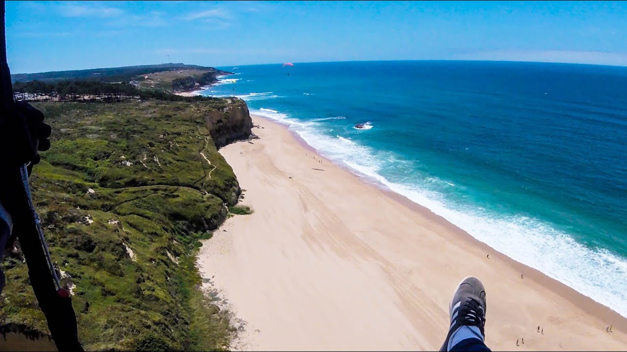 ✌️How is it to paraglide at Praia da Bicas 🇵🇹 Portugal?/ Cool Soaring Paragliding Flight 2021