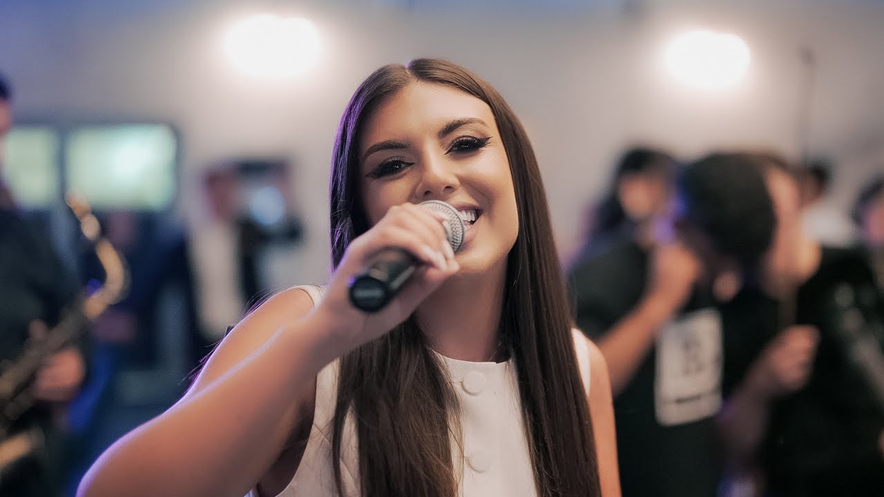Loredana Șotea - Ce Nevastă Faină Am - Colaj Hore LIVE 2025