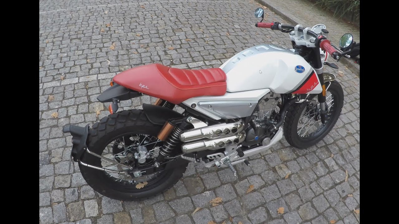 F.B. Mondial HPS 125 (1681 Km) | Review em Português