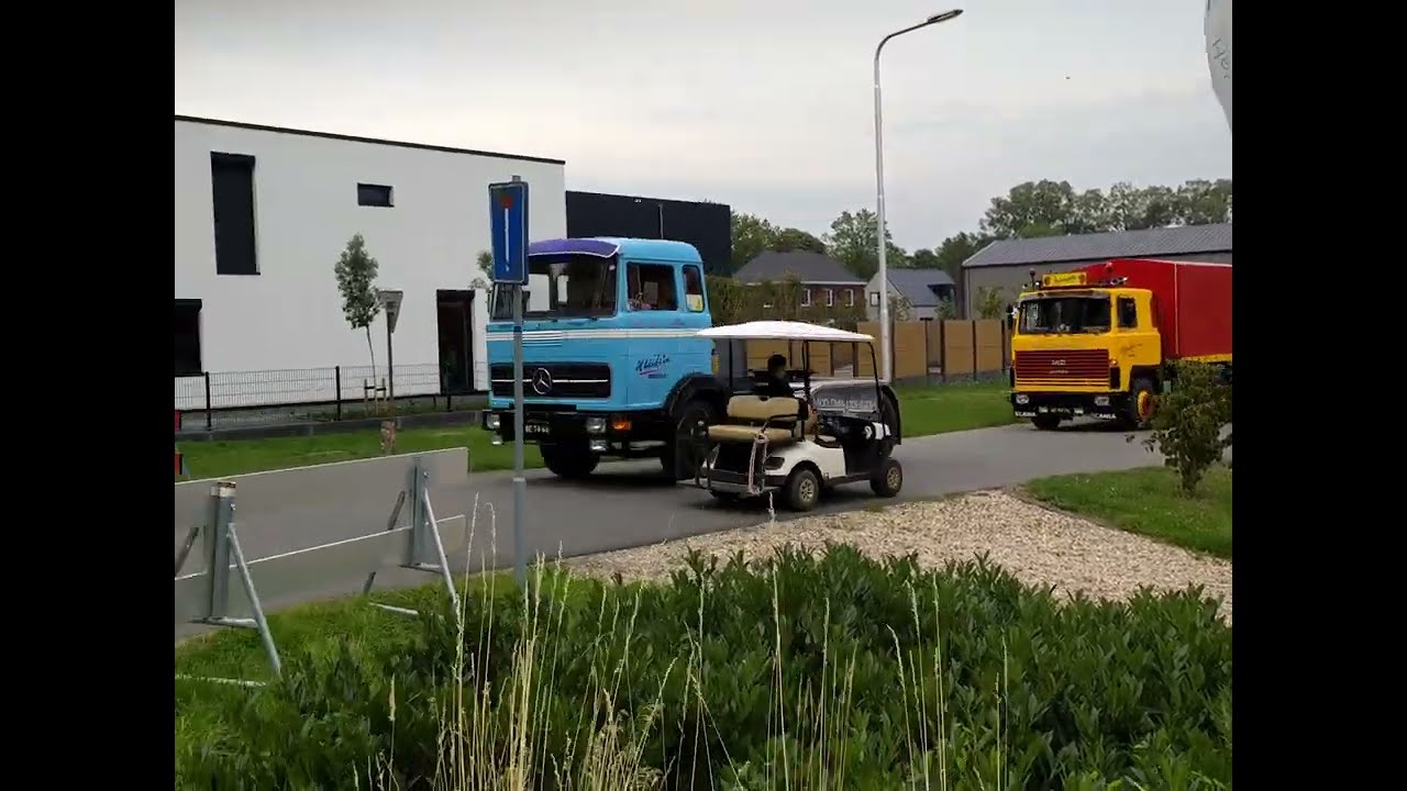 Mercedes-Benz LP 2232 & SCANIA 110 SUPER V8 @ Metropole Historic Transport Festival Druten 2023