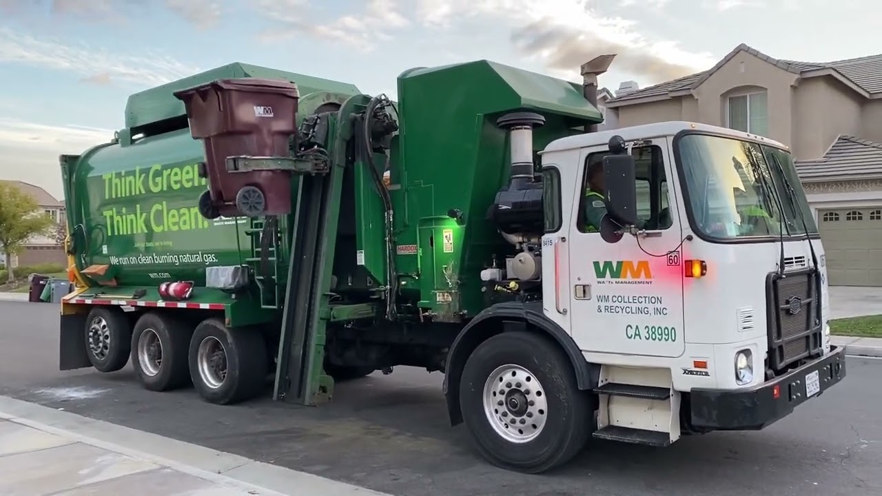 Waste Management Autocar ACX Amrep ASL on Evening Trash