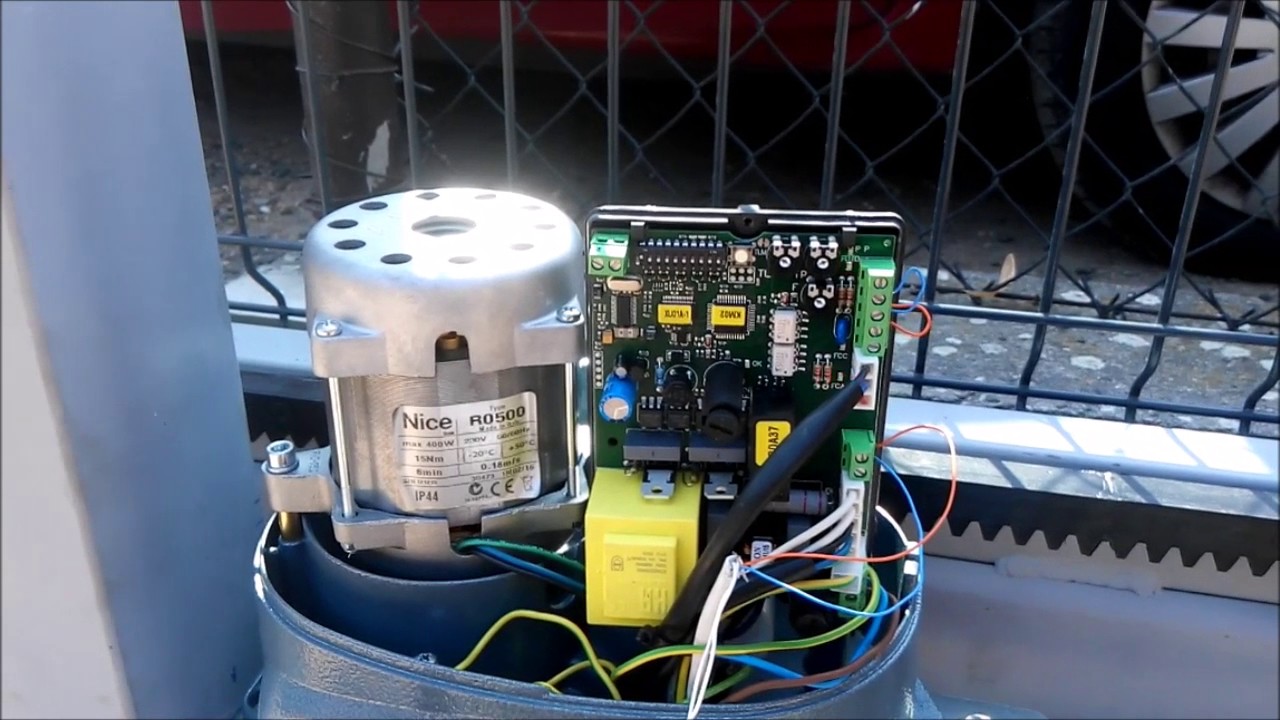 Ukládání ovladačů do pohonu NICE ROBO500 a NICE THOR1500