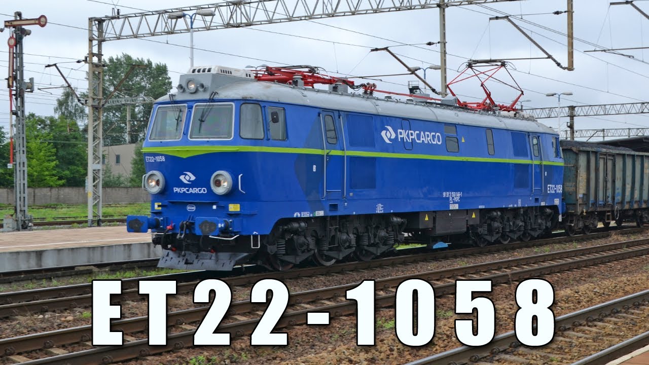 Bycze portrety - ET22-1058 z węglarkami wjeżdża na stację Gniezno