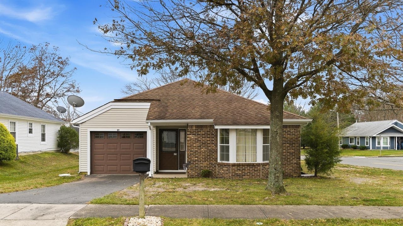 25 Willow Dr, Barnegat, NJ