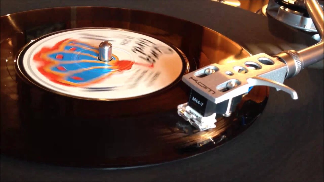 The Diamonds - She Mash Up