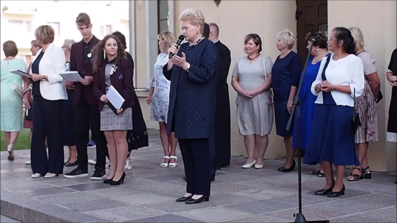Prezidentės apsilankymas Ukmergės Antano  Smetonos gimnazijoje  2019 09 02