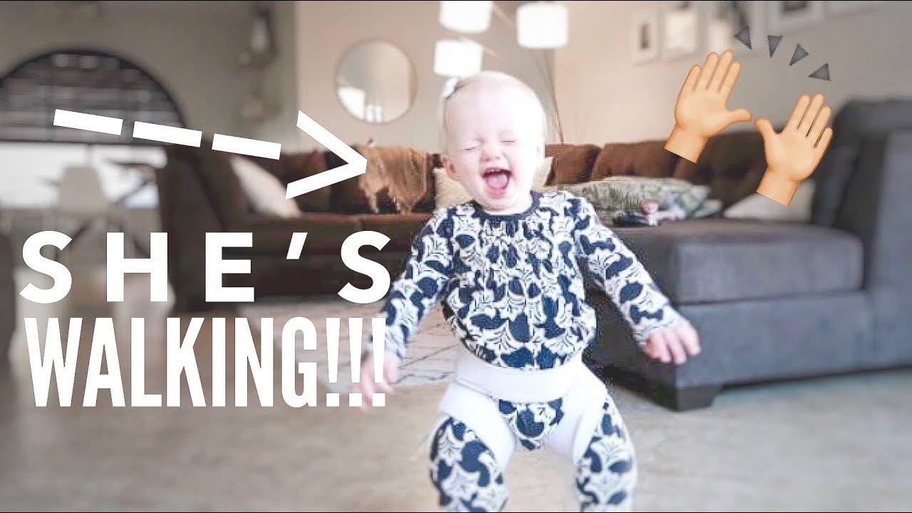 WALKING IN HER HIP DYSPLASIA BRACE! / Daily Vlog