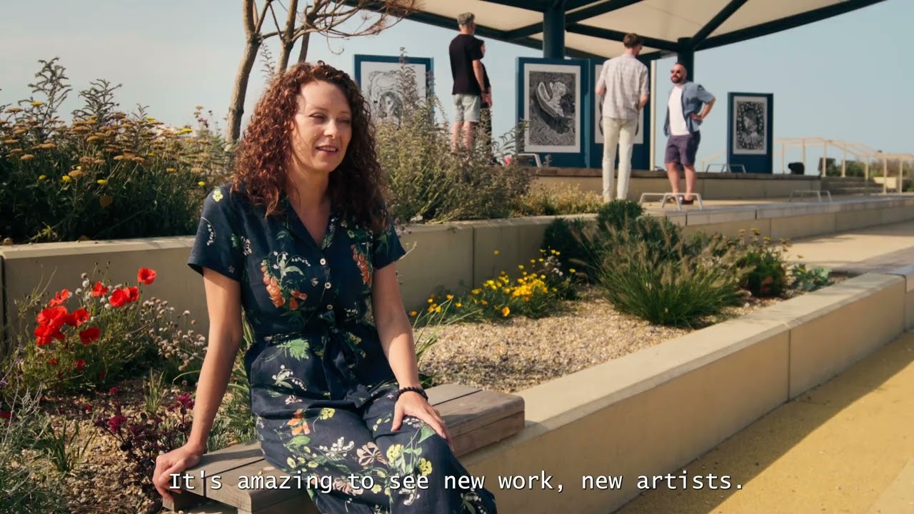 Windbreaks art shelter