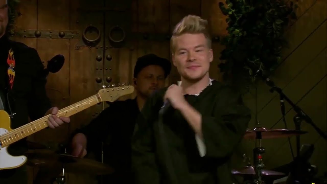 VilleGalle - Totuutta ja teht&auml;v&auml;&auml; (English subtitles) (Finnish music)