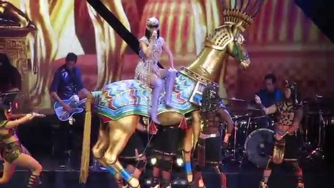Katy Perry in Nashville Bridgestone Arena 6/27/2014