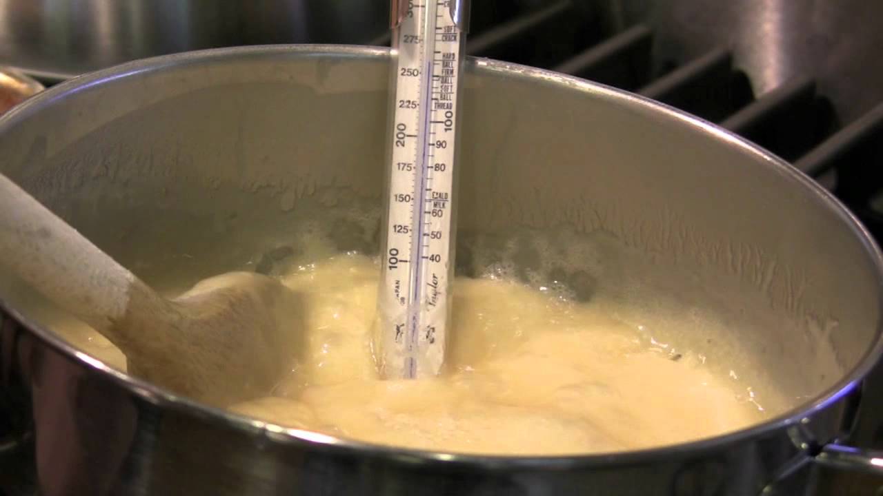 How to Make Almond Toffee