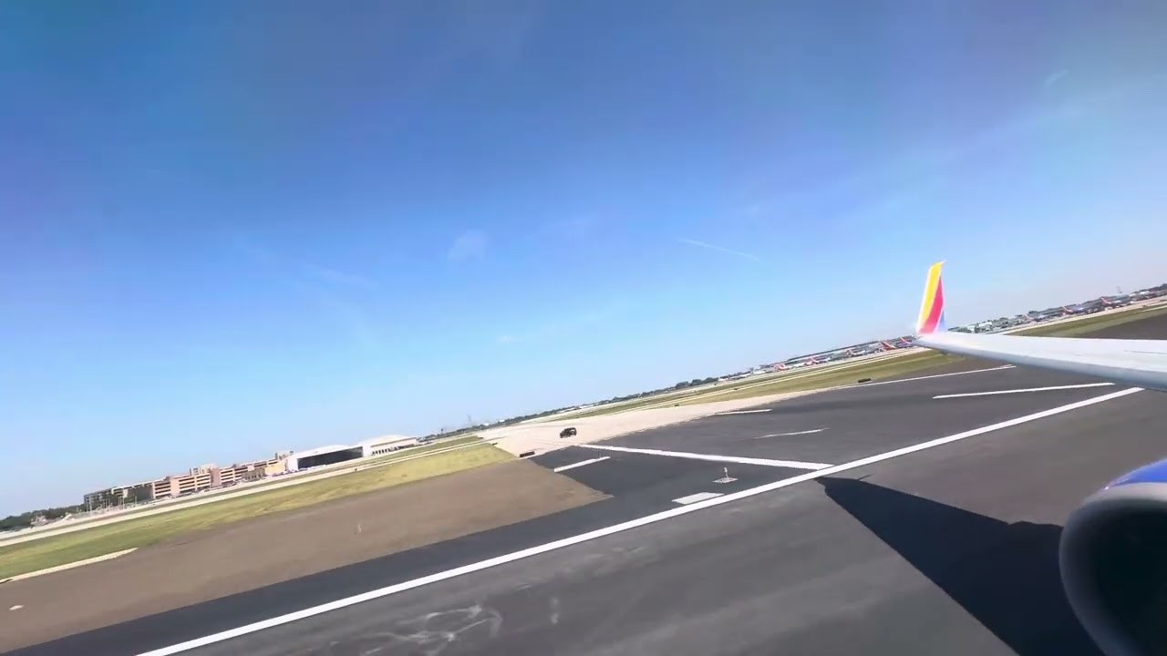 Push and Takeoff for Southwest 1333, N8560Z