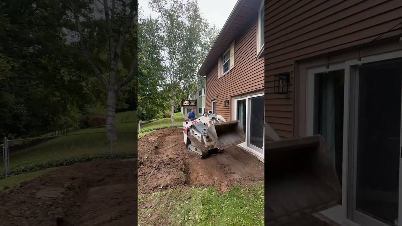 Mini skid-steer making light work of this paver patio dig out. 💪🏼⛏️ @BobcatCo  #heavymachinery