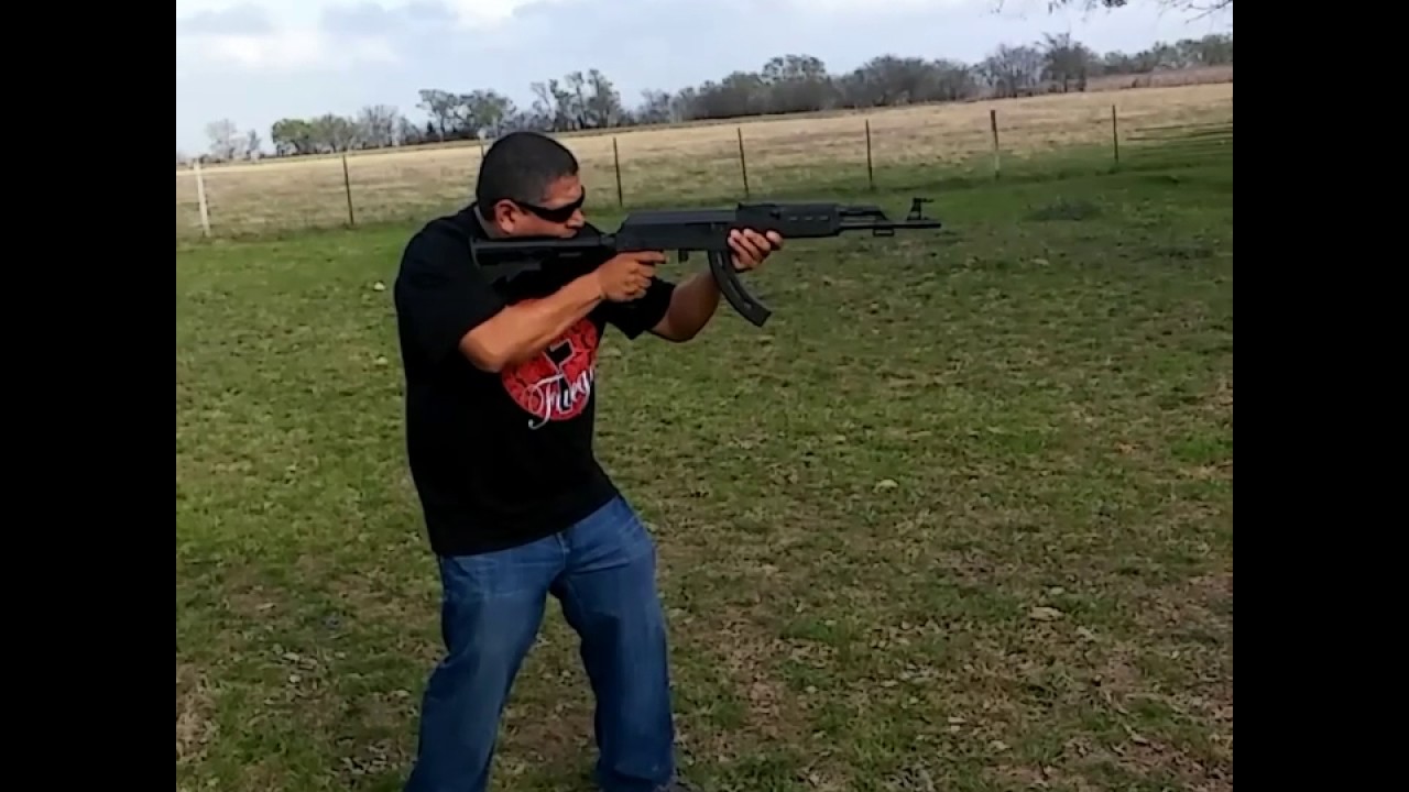 Trying out my new Mossberg Blaze 47!
