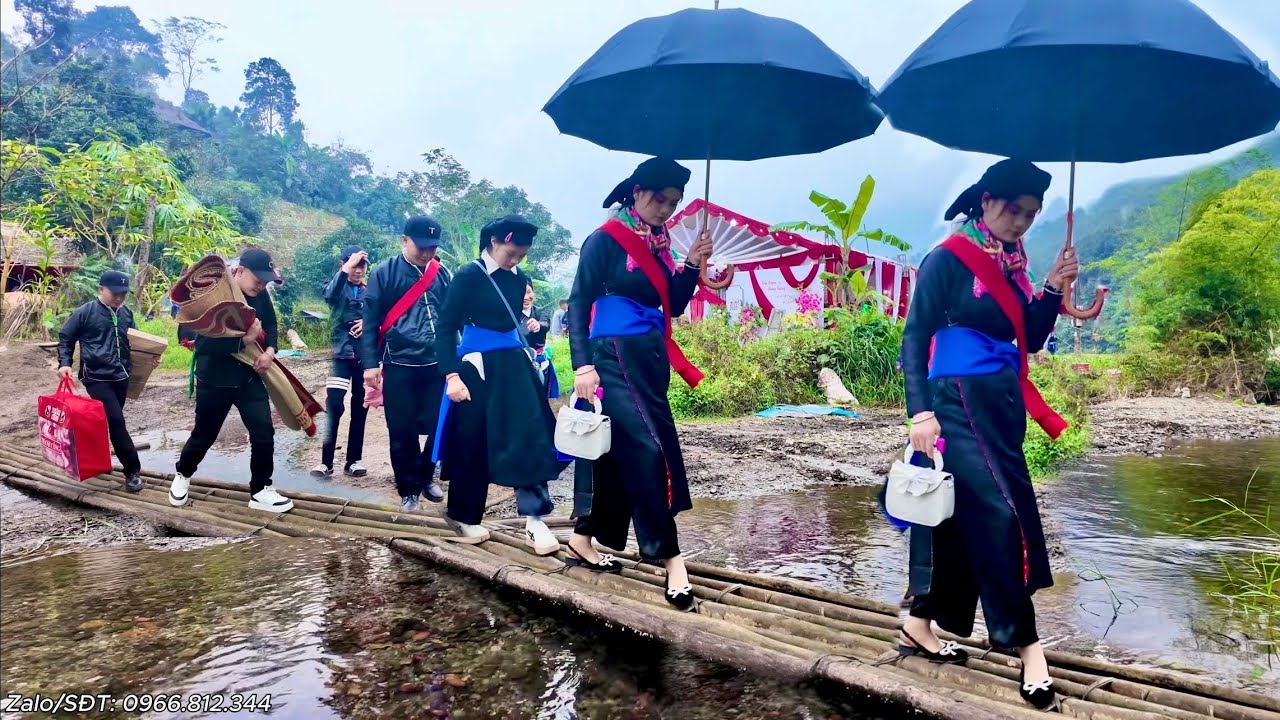 Độc Đáo Đón Dâu Qua Suối Của Người Tày Đen Lào Cai
