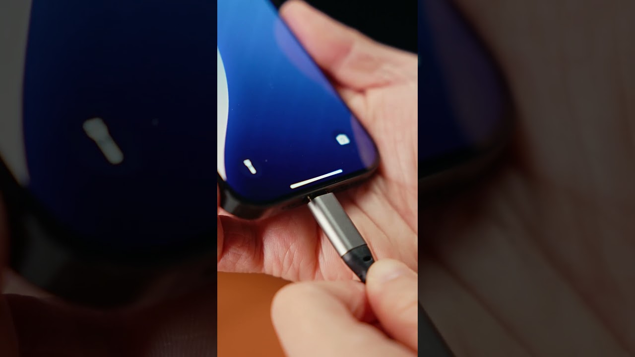 How to Connect Your iPhone 16 to a Portable Monitor!