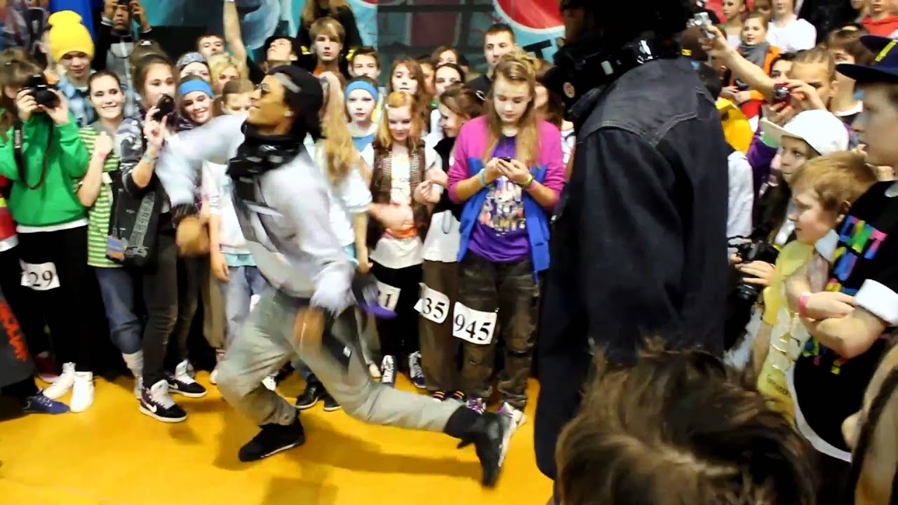 Hiro, Les Twins [1] @ Chel'z Extreme Games Belarus 2011