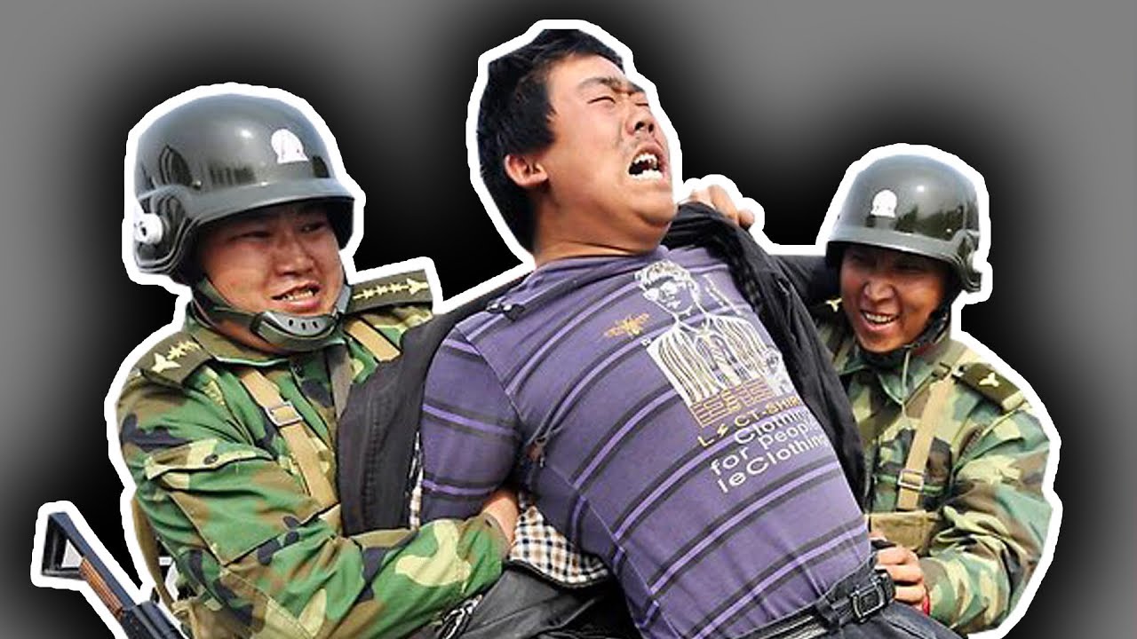 LA TRAG&Eacute;DIE DES OU&Iuml;GHOURS EN CHINE (CAMPS SECRETS)