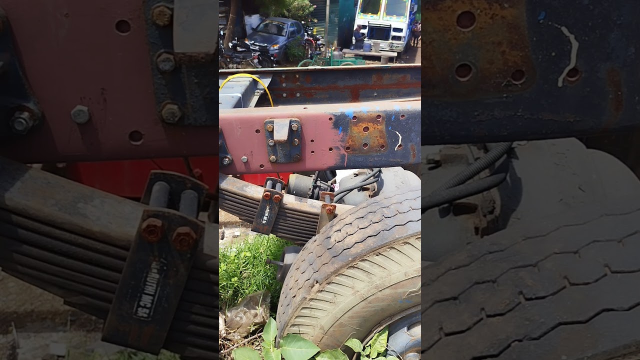 Rear Axle of Truck | Differential, Leaf spring suspension, Brake Actuators, Chassis