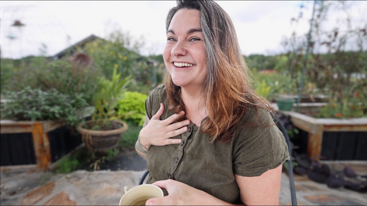 The Wild August Garden (forget what I said when I was hot) | VLOG