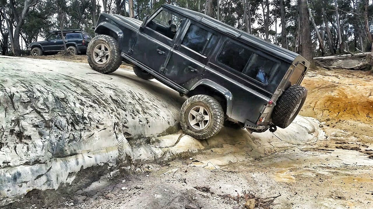 Land Rovers 4x4 Moon Rock & Powerlines Stage 2 Lithgow