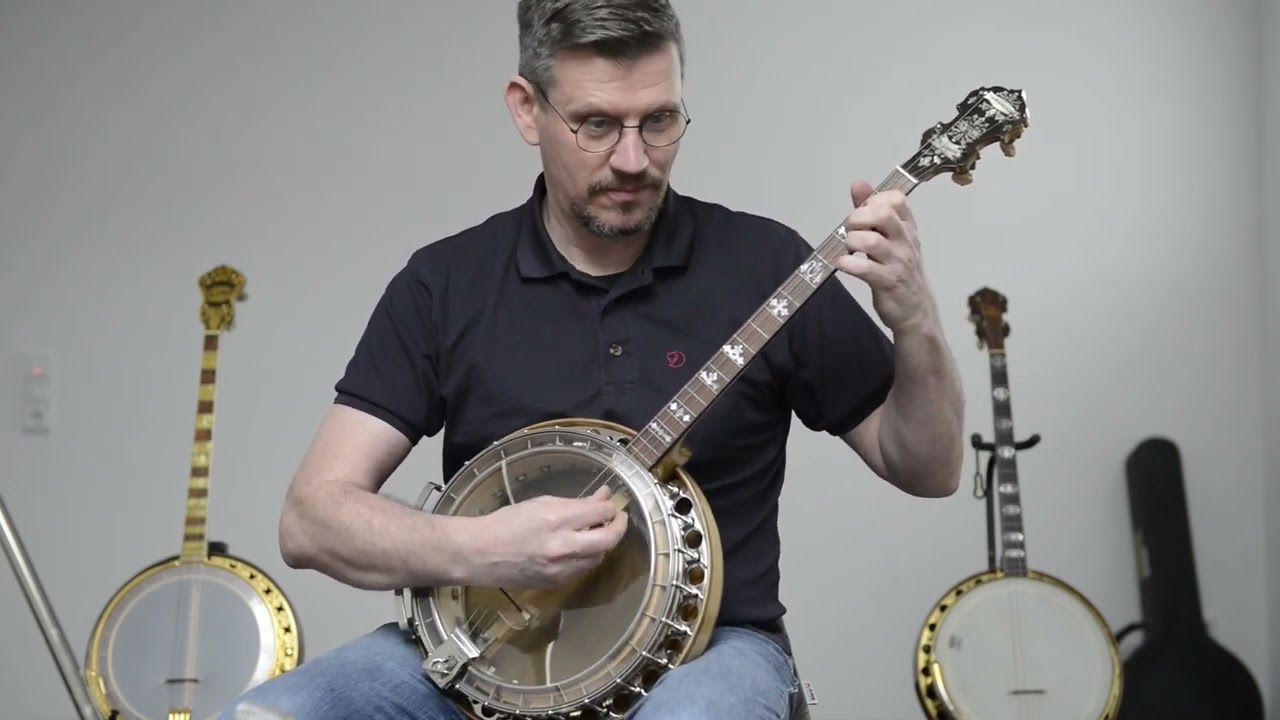 Lot 723 Sound Sample: Paramount Style B Tenor Banjo