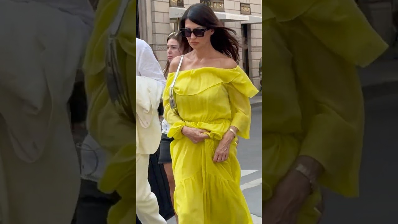📍 Milan Summer 2025: Street Style That&rsquo;s Changing #fashiontrends2025 the Game 👠🔥 #FashionShorts