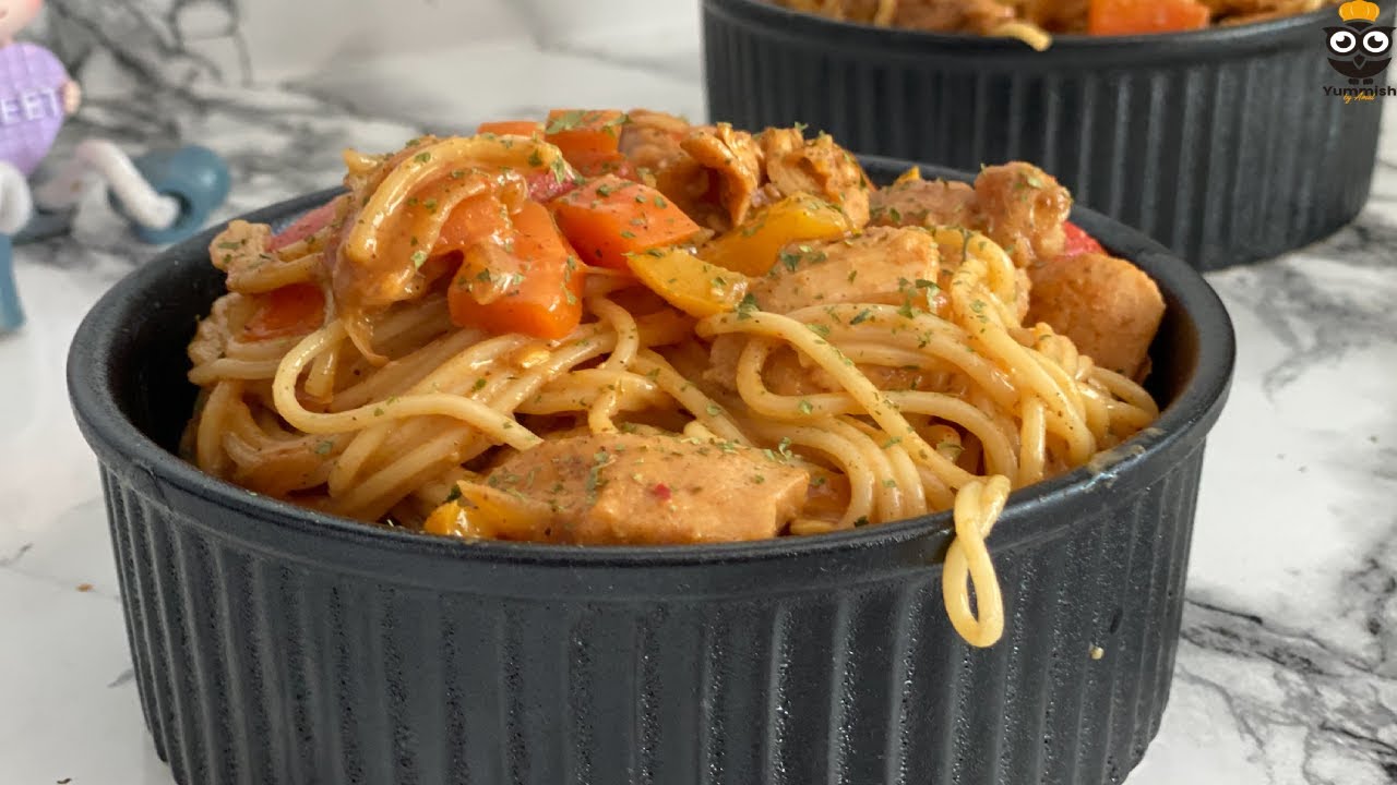 Slimming World Bang Bang Chicken Pasta recipe #healthyrecipes #bangbangchicken