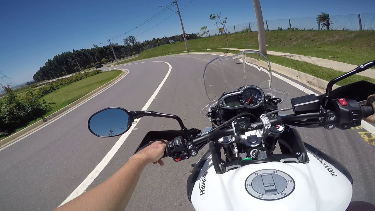 Test Drive Triumph Tiger 800 XCA 2016 Pt1