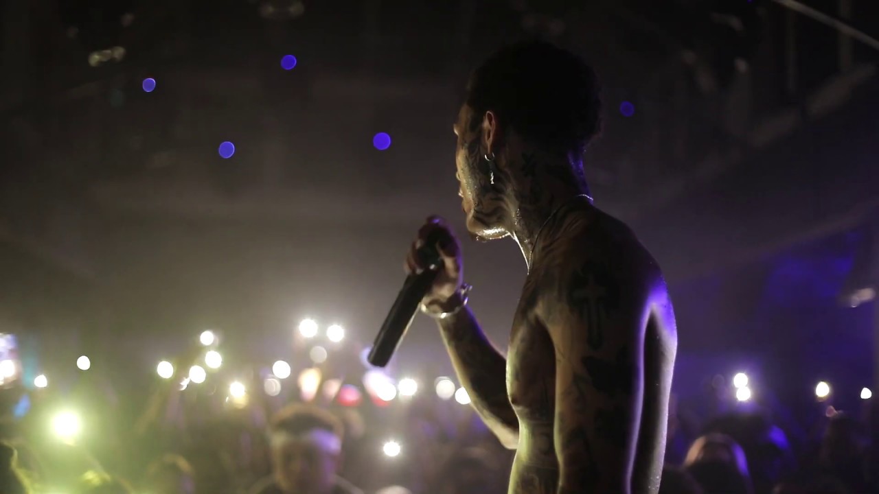 Lil Skies performs 