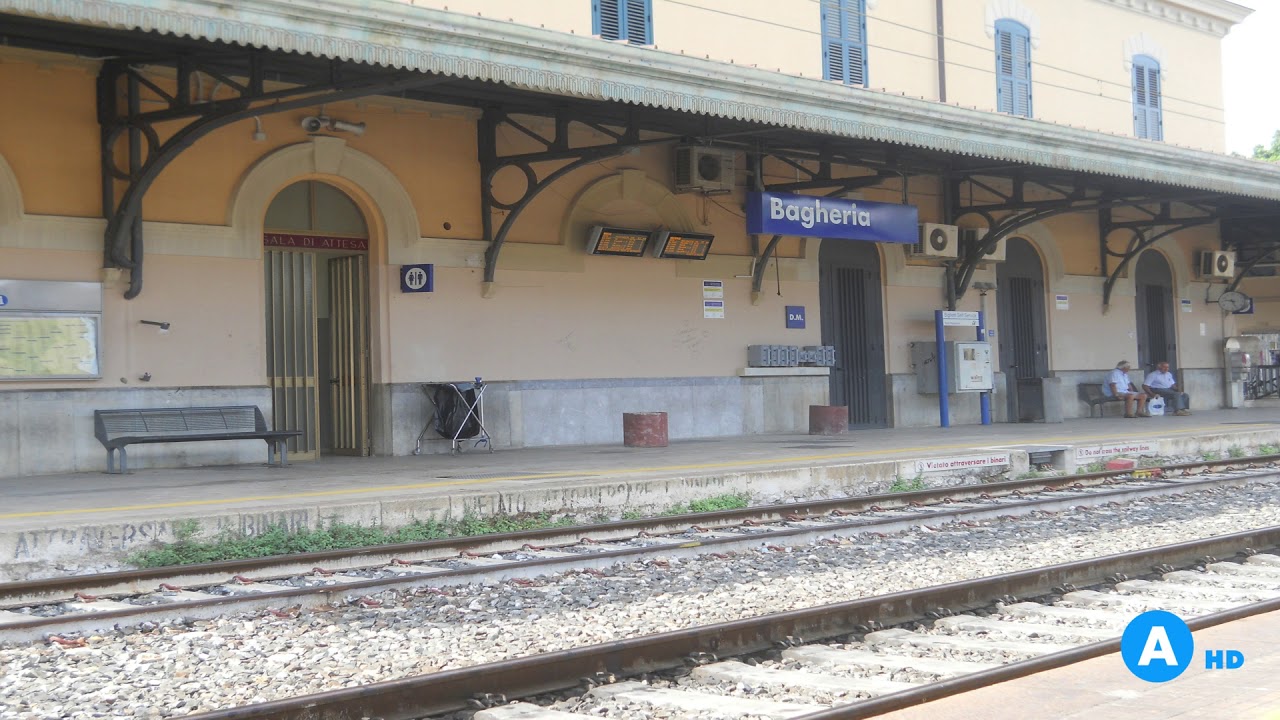 Annunci alla Stazione di Bagheria