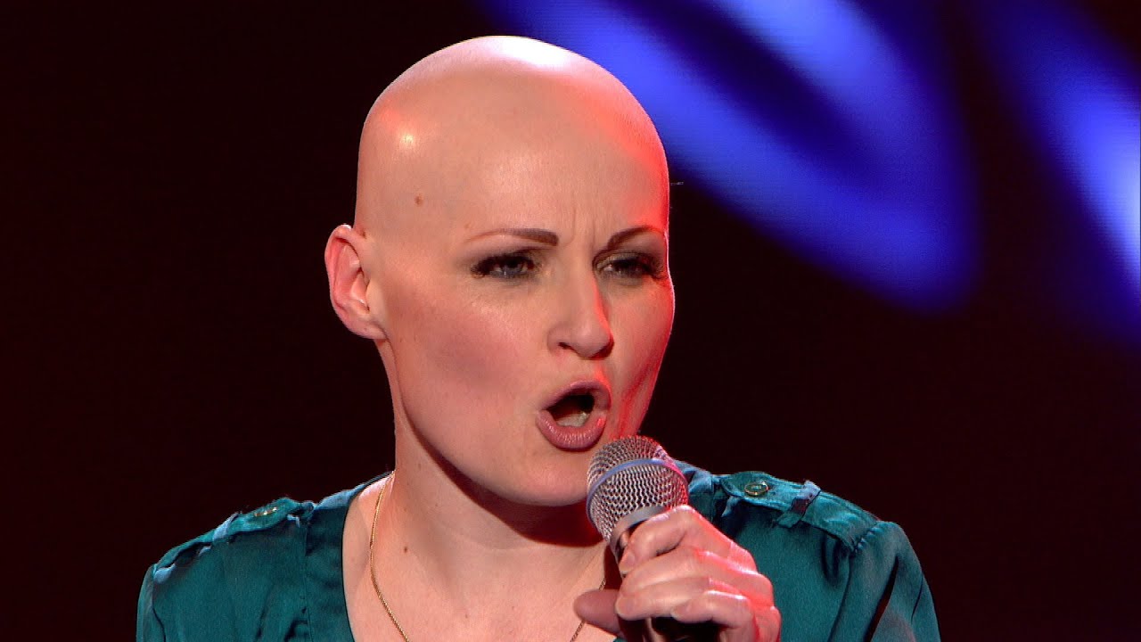 Toni Warne performs 'Leave Right Now' - The Voice UK - Blind Auditions 1 - BBC