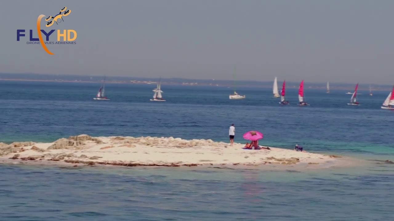 Vid&eacute;o a&eacute;rienne de l'Archipel des Gl&eacute;nan r&eacute;alis&eacute;e avec un drone