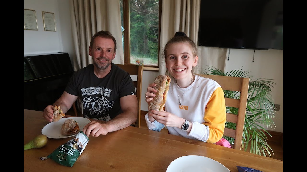 EATING LIKE MY (BODYBUILDER) DAD FOR A DAY - he builds HOUSES too - FOOD CHALLENGE