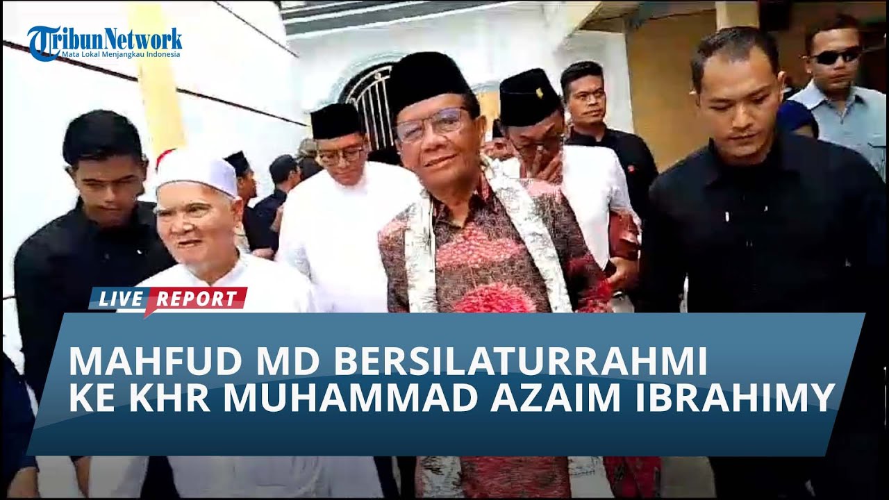 Mahfud MD Berziarah ke Makam KHR As'ad Syamsul Arifin dan Bersilaturrahmi Ke KHR M Azaim Ibrahimy