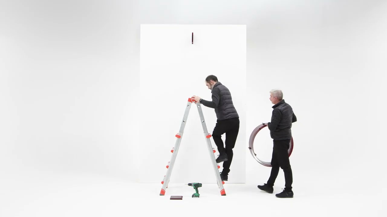 Kartell | Bücherregal Bookworm | Montage an der Wand in 7 Schritten | smow