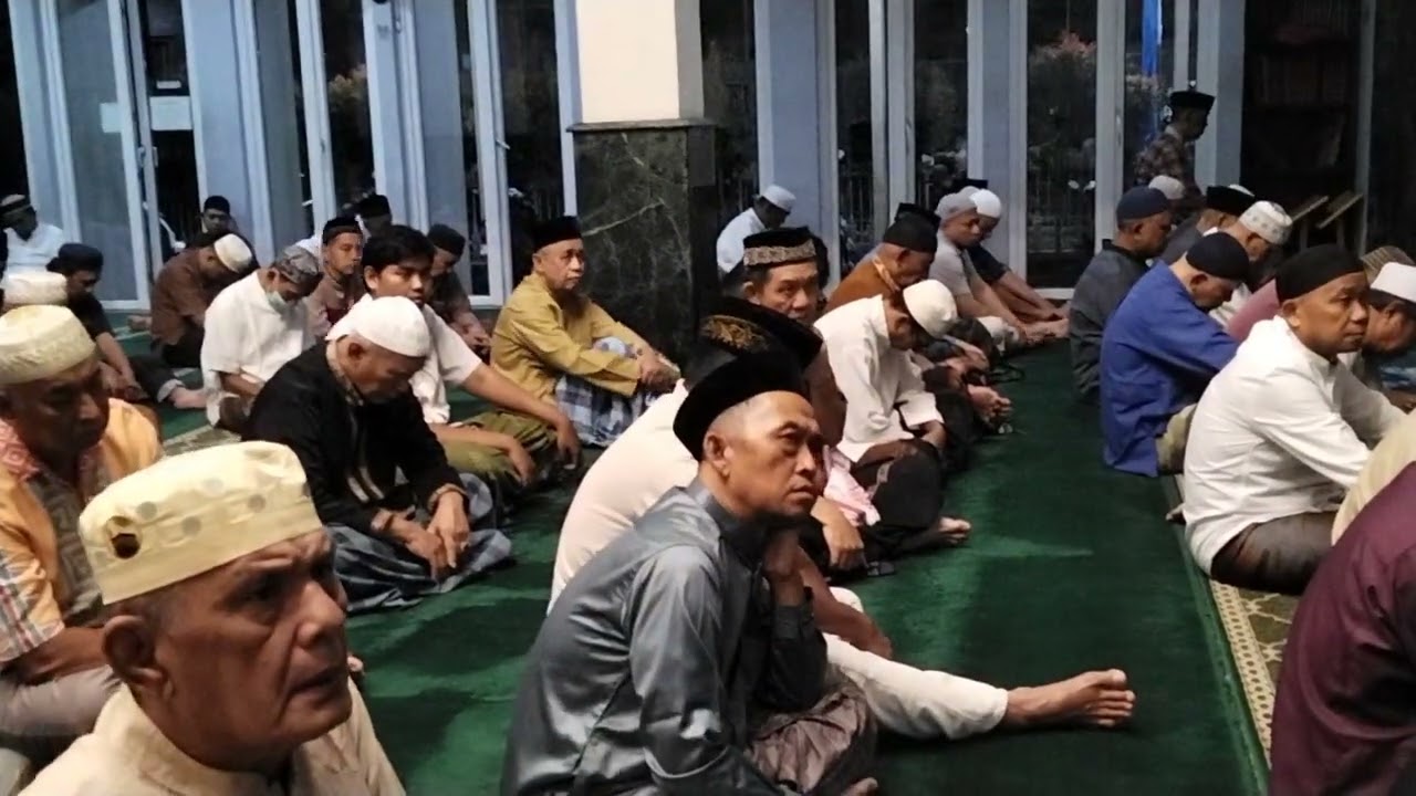 Ustadz Ahmad Faesol Ceramah Ramadhan malam ke 20 Menemukan Jati Diri Dalam Keheningan Malam #puasa
